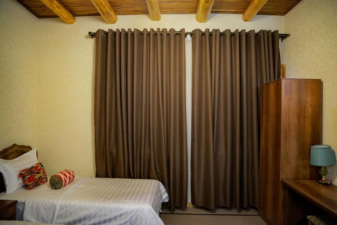 Old Gate Family Guest House Buchara Exterior foto